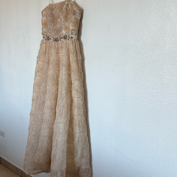 ADRIANNA PAPELL floral embossed party dress size 6 - Picture 1 of 13